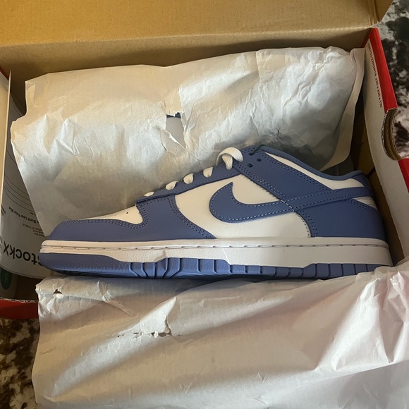 Brand new polar blue nike dunks - Picture 3 of 3
